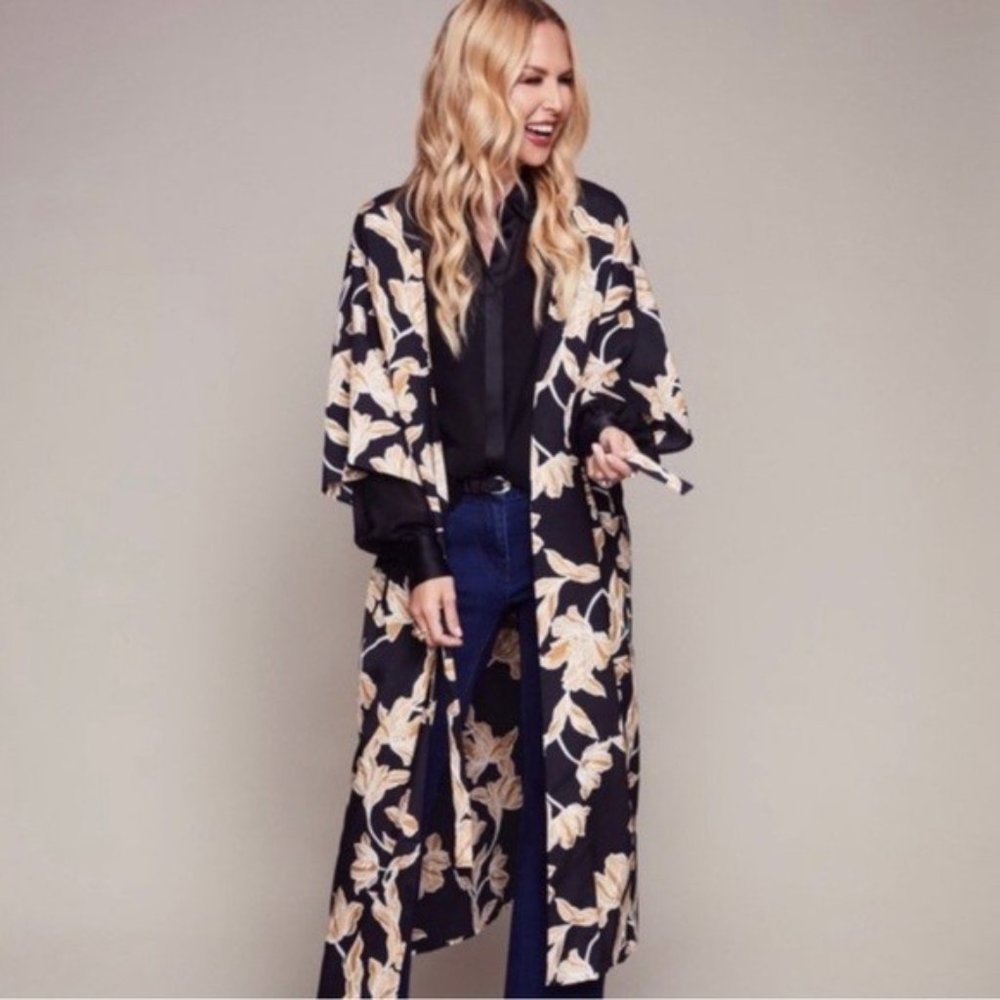 Maison Du Soir Black Floral Kimono Robe With Belt Size S/M